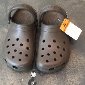 crocs chocolate